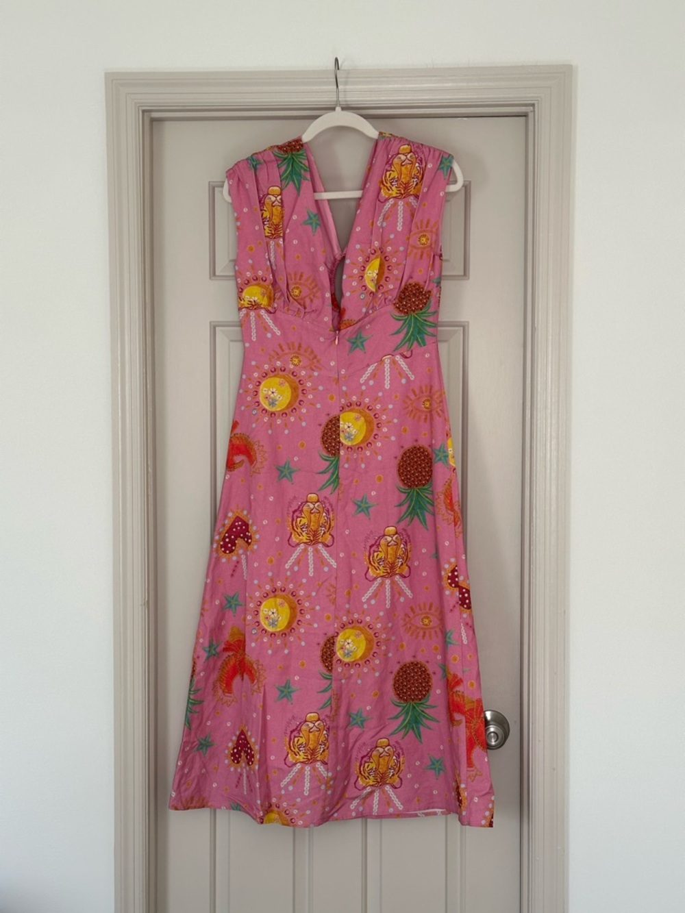 NWT Marie by Victoria Dunn Pink Printed Maxi Dress - Picture 2 of 5